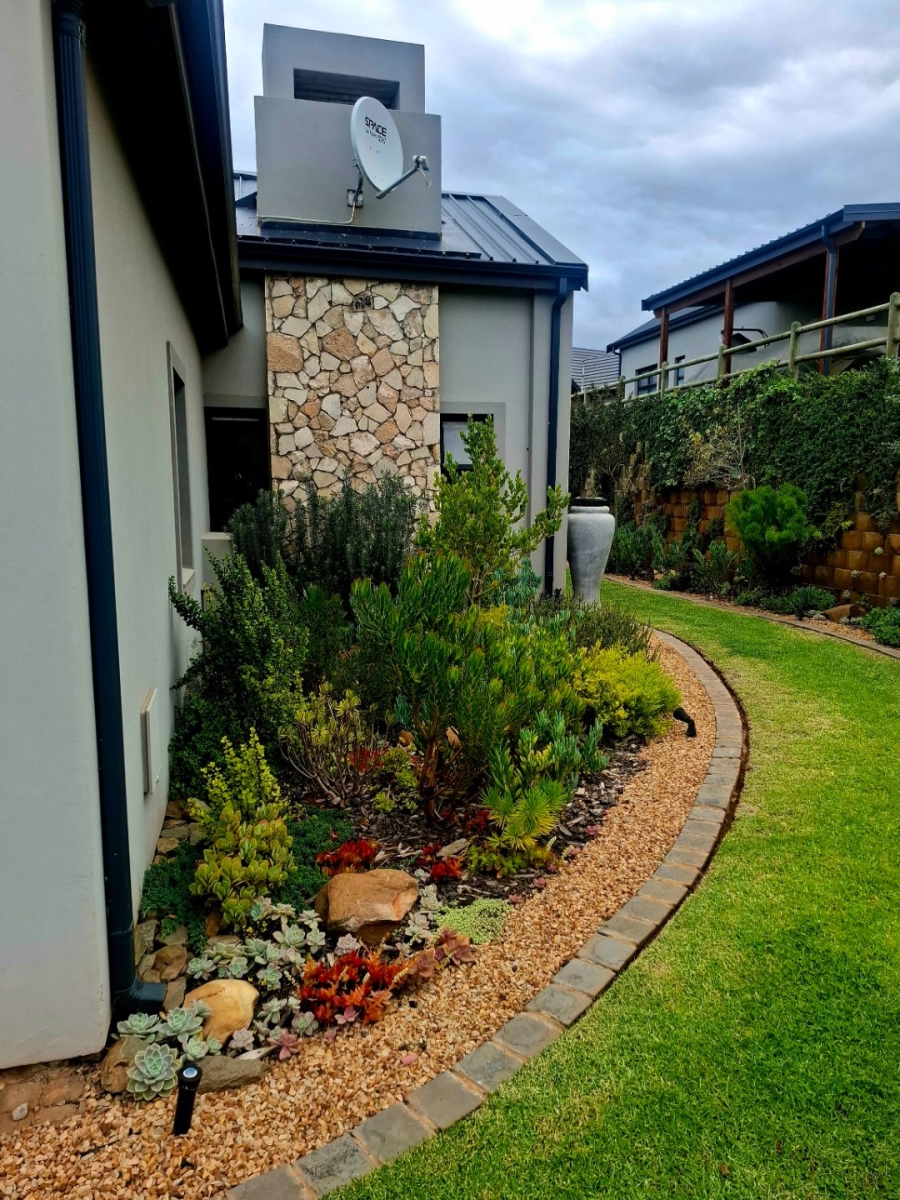 2 Bedroom Property for Sale in Hartland Lifestyle Estate Western Cape